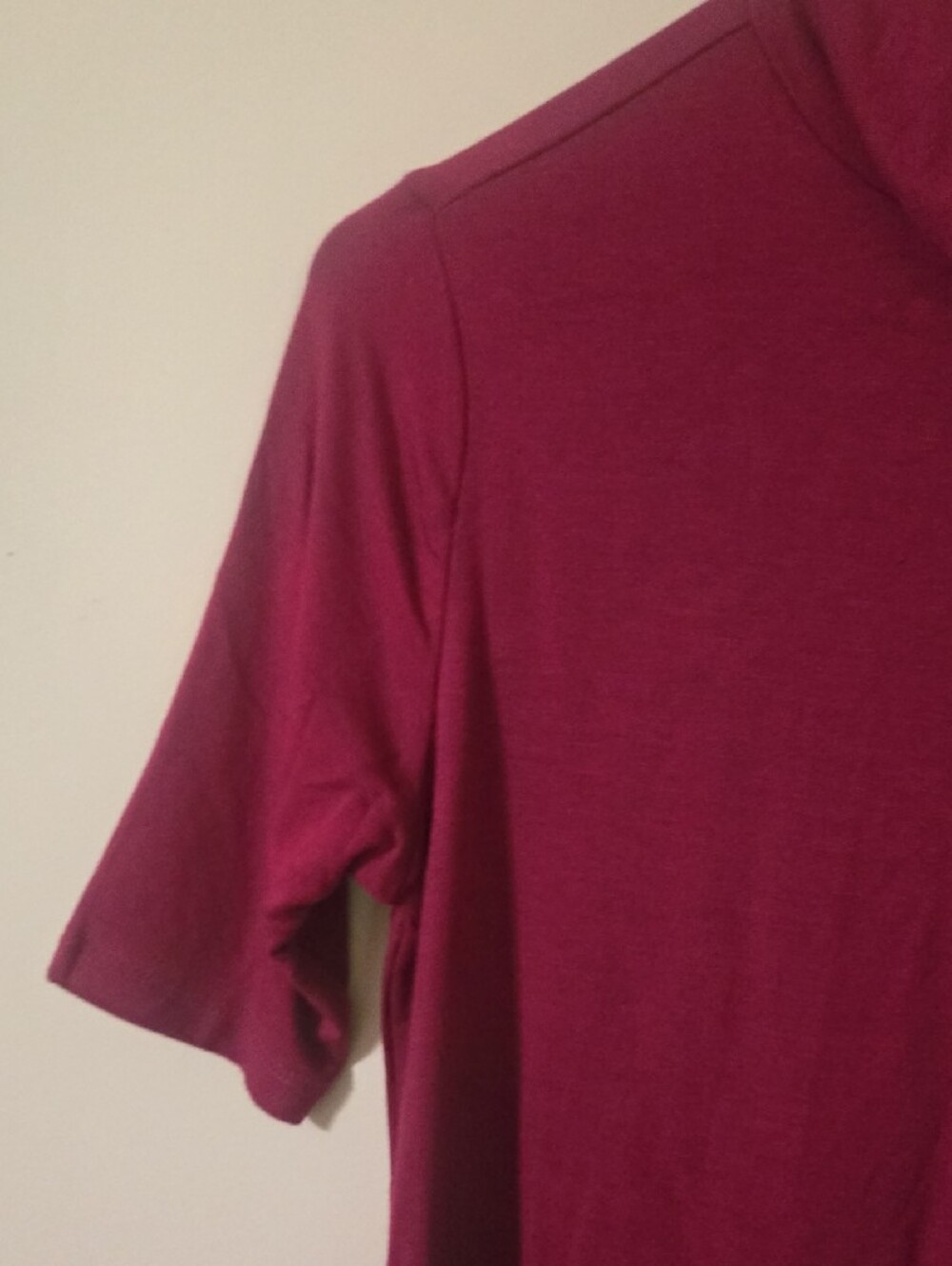 Short-Sleeve Burgundy Turtleneck Tee - Picture 4 of 6